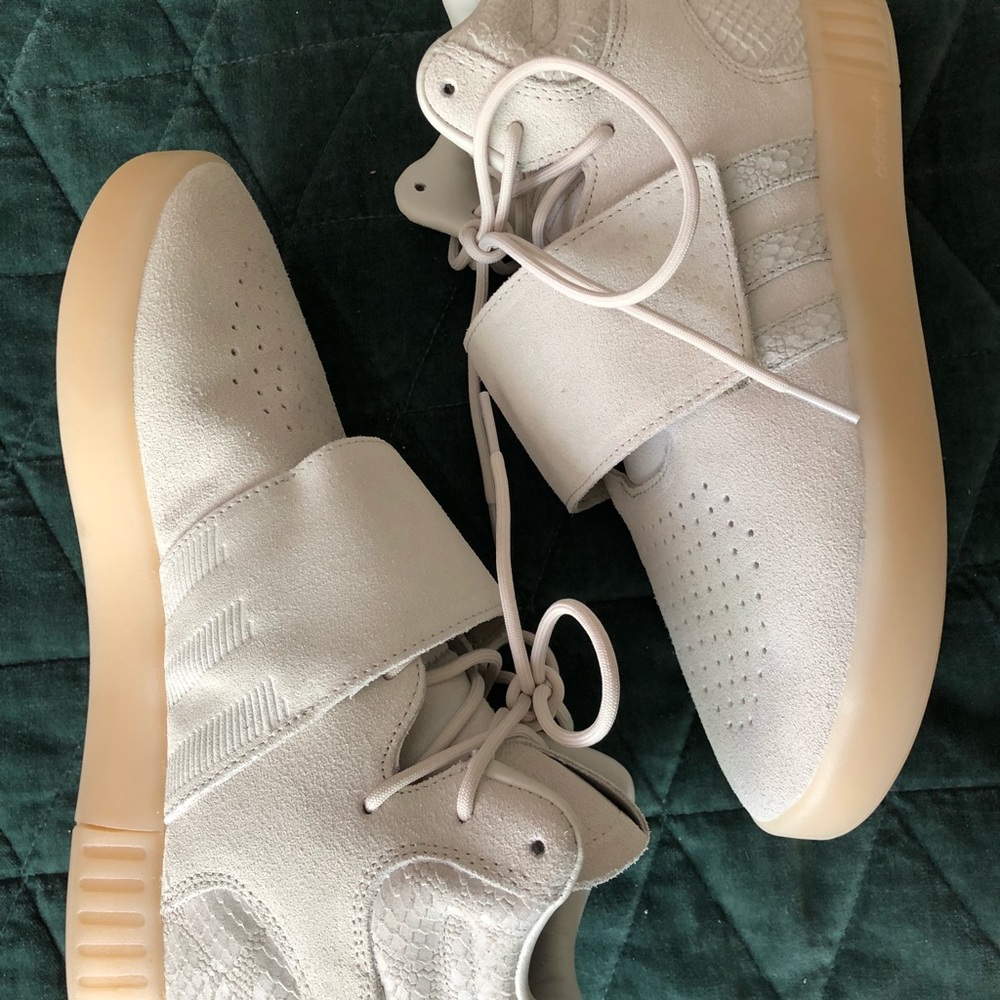 Adidas Tubular Invader